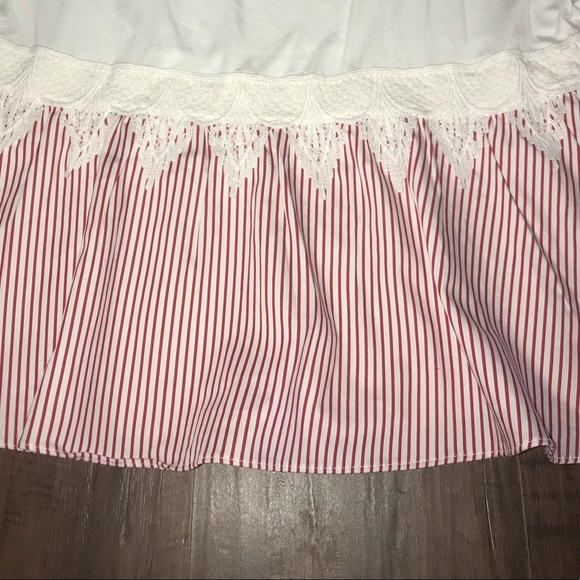 NWT Peplum bow top - Picture 2 of 3